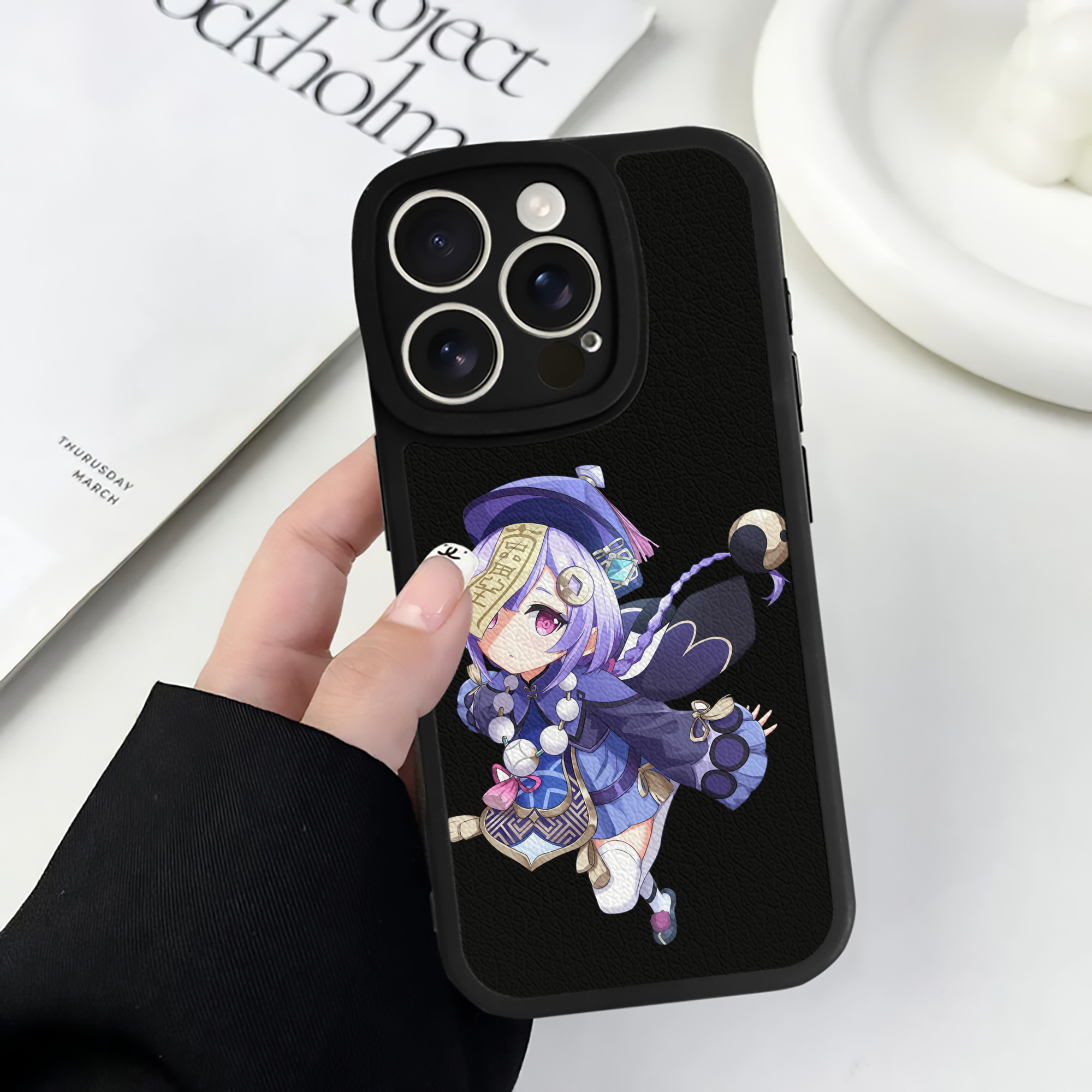 げんし神 七七 なな  genshin Nana 【iPhone 16シリーズ対応】シリコンスマホケース（レザー調） 材質：シリコン